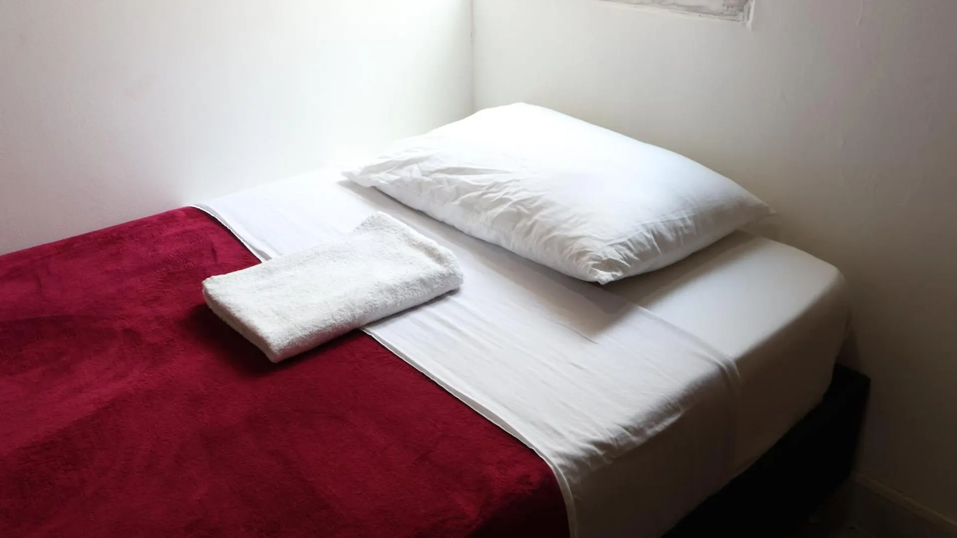 A1 Living Poblado Comoda Habitacion Privada 麦德林