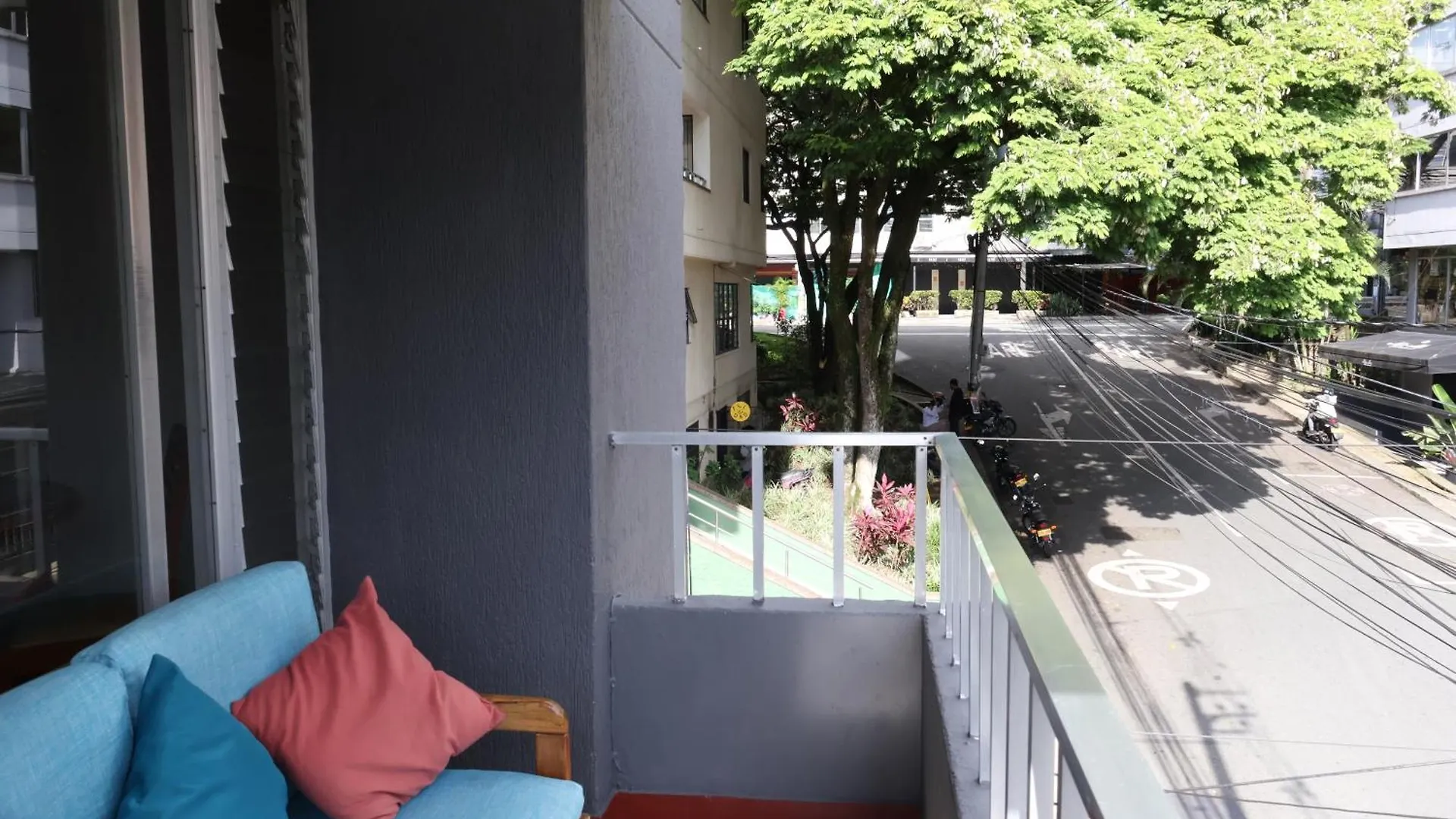 Homestay A1 Living Poblado Comoda Habitacion Privada Medellin