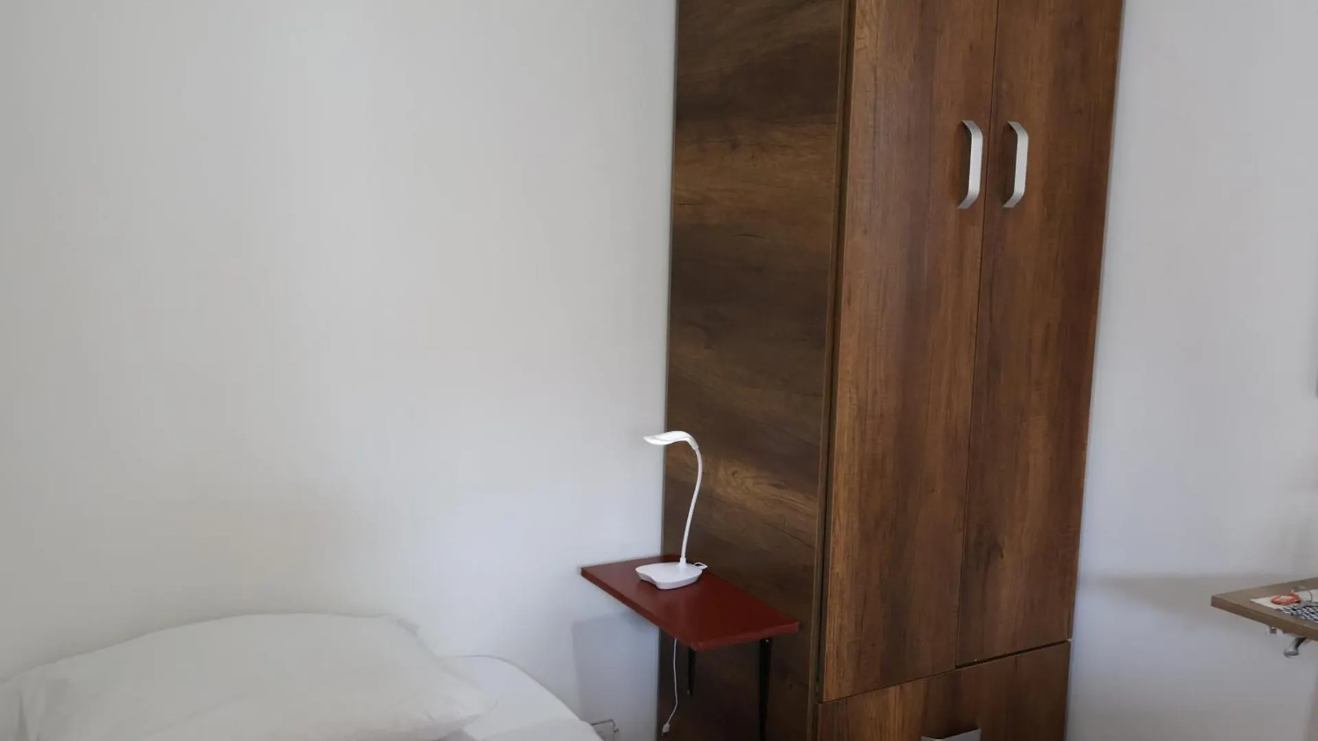 Homestay A1 Living Poblado Comoda Habitacion Privada Medellin Colombia