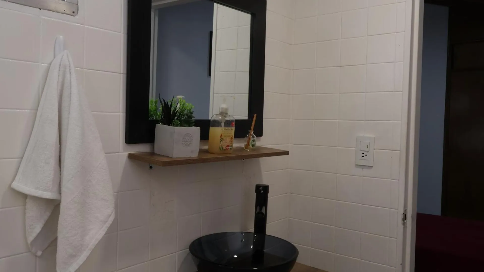 A1 Living Poblado Comoda Habitacion Privada Medellin